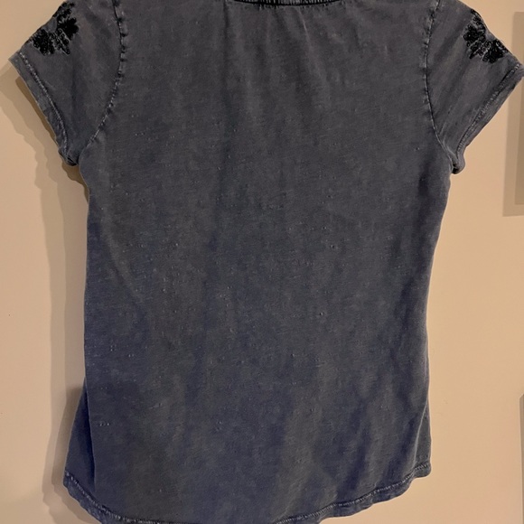 Lucky Brand T-shirt - Picture 2 of 6